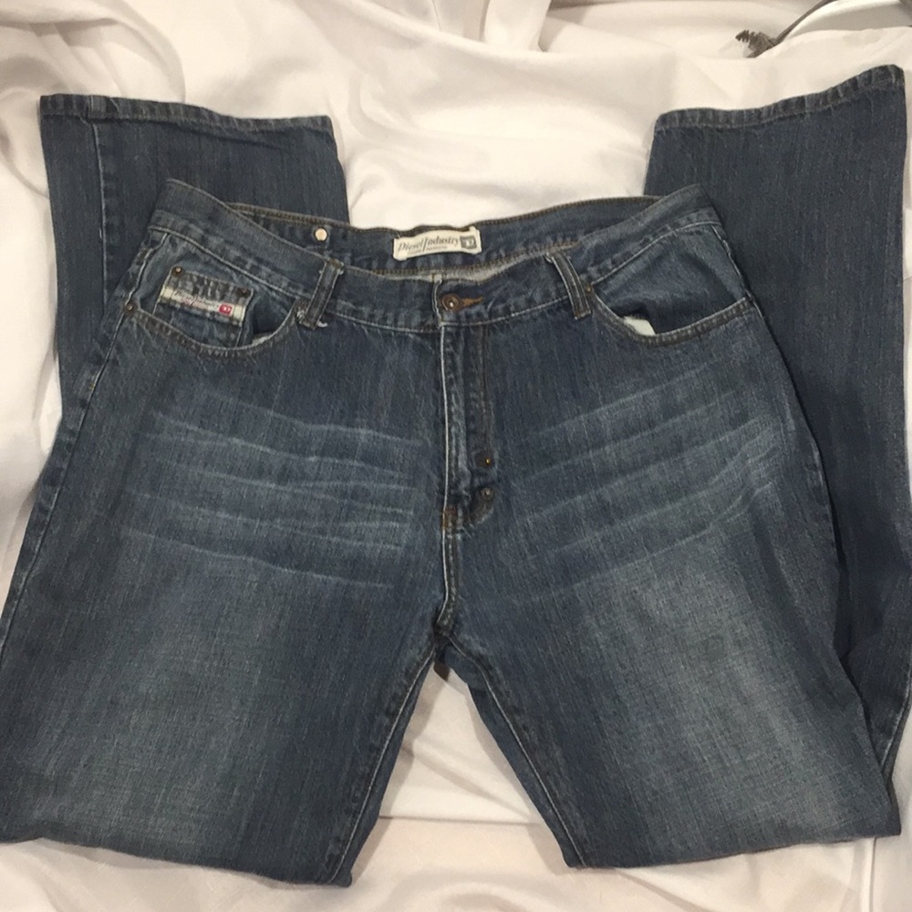 Diesel Jeans mens medium wash size 38 rn# 93243